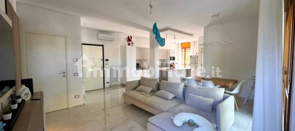 2 Schlafzimmer Wohnung in Parma, Italy, Nr. 349734 11