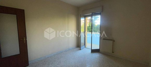 5-salle Appartement à Bari, Italy No. 339238 3