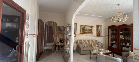 4-salle Appartement à Cerignola, Italy No. 24550 4