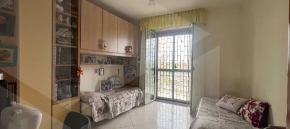 4-salle Appartement à Cerignola, Italy No. 24550 7
