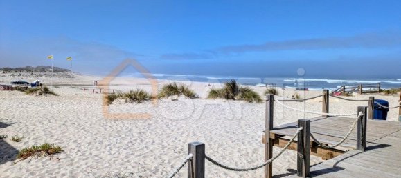 532m² Commercial property in Figueira da Foz, Portugal No. 110015 4