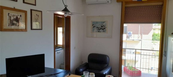 6 rooms Apartment in Ravarino, Italy No. 260471 8