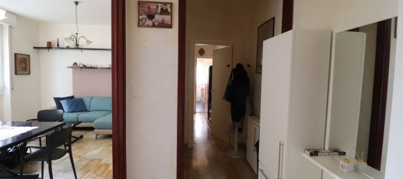 2غرفة شقة في Garbagnate Milanese, Italy رقم 106227 3