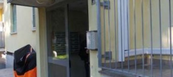 3 rooms Apartment in Milan, Italy No. 241048 3