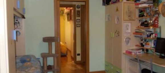 3 rooms Apartment in Milan, Italy No. 241048 12