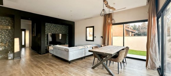 Casa de 3 dormitorios en Clonas-sur-Vareze, France No. 204877 4