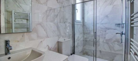 3 bedrooms Penthouse in Limassol, Cyprus No. 19990 5