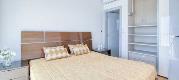 3 bedrooms Penthouse in Limassol, Cyprus No. 19990 4