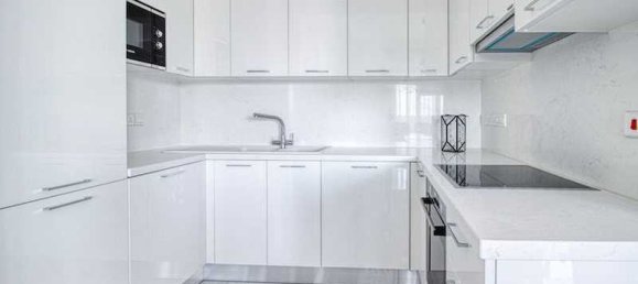 3 bedrooms Penthouse in Limassol, Cyprus No. 19990 6