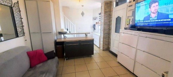 2 Schlafzimmer Haus in Argenteuil, France, Nr. 334344 2