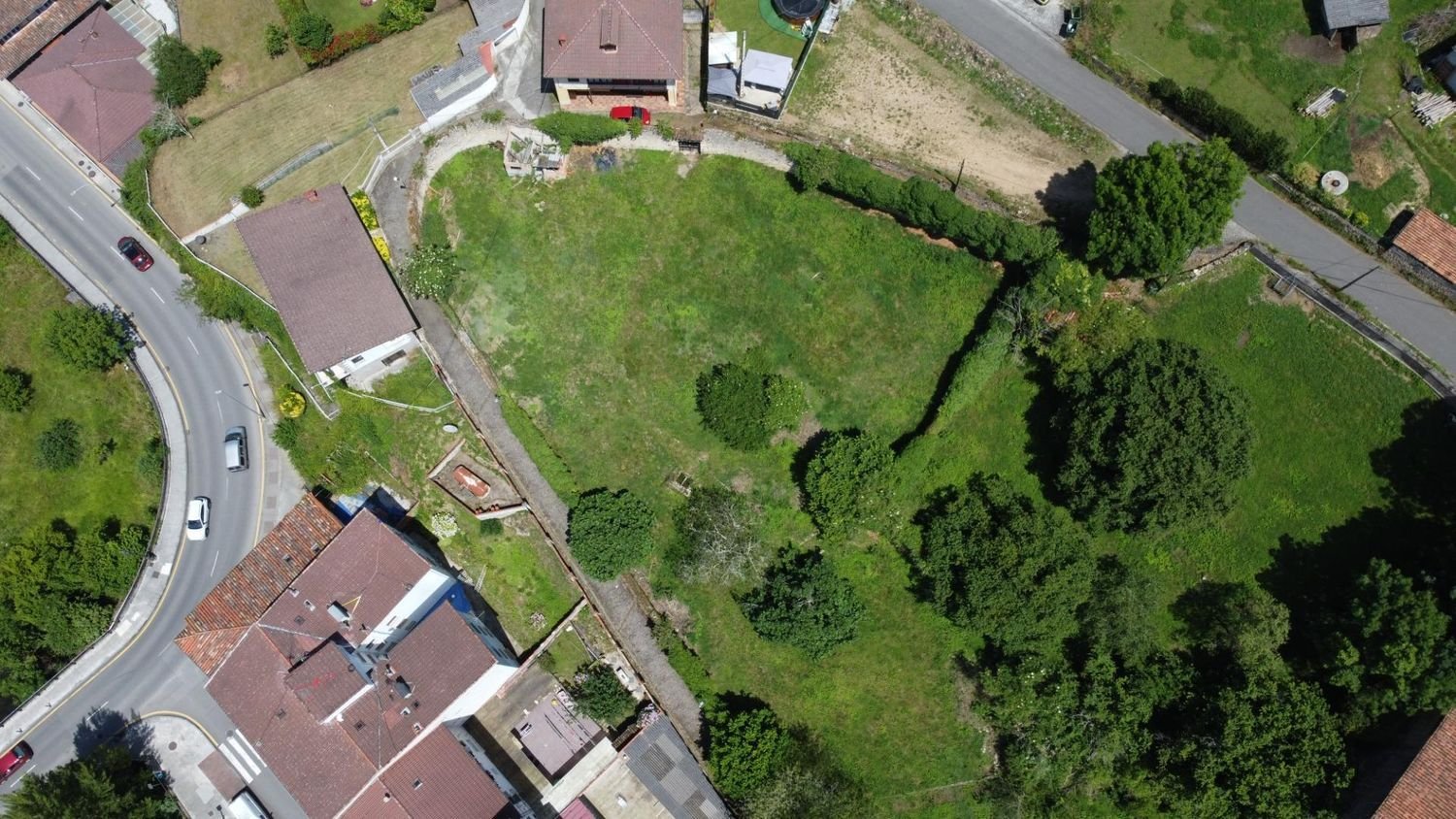 Terreno en Infiesto, Spain No. 146260