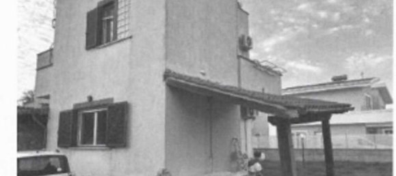 3 rooms Apartment in Ardea, Italy No. 27245 5