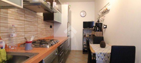 Apartamento de 2 dormitorios en Bistagno, Italy No. 129396 9