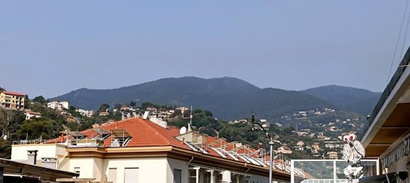 3 rooms Penthouse in Sanremo, Italy No. 231040 4