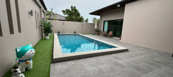 4 bedrooms Cafe / restaurant in Pattaya, Thailand No. 8567 10