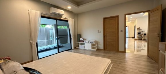 4 bedrooms Cafe / restaurant in Pattaya, Thailand No. 8567 2