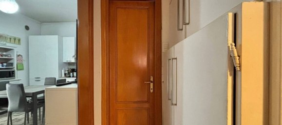 2 Schlafzimmer Wohnung in Rome, Italy, Nr. 267848 11