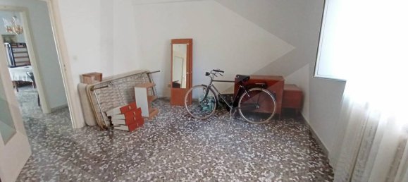 3-salle Appartement à Triggiano, Italy No. 21683 13