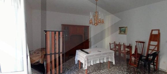 3-salle Appartement à Triggiano, Italy No. 21683 3