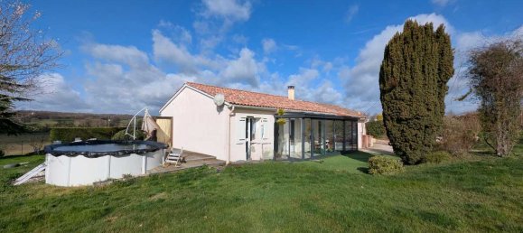 4 bedrooms Villa in Pinel-Hauterive, France No. 197559 4