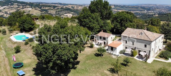 10 chambres Maison à Pergola, Italy No. 14459 8