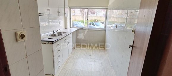 3 Schlafzimmer Wohnung in Loures, Portugal, Nr. 95022 9