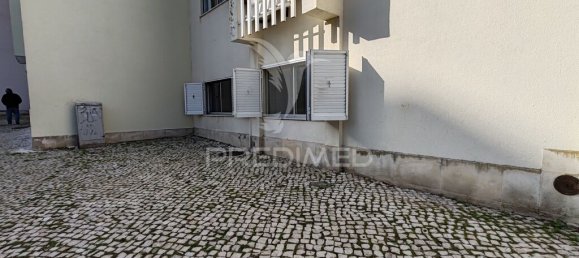 3 Schlafzimmer Wohnung in Loures, Portugal, Nr. 95022 4