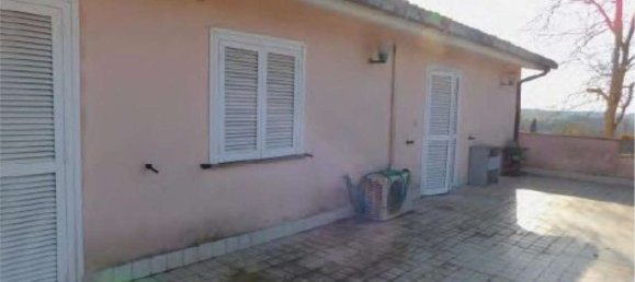 Casa de 15 divisões em Rome, Italy N.º 15686 2