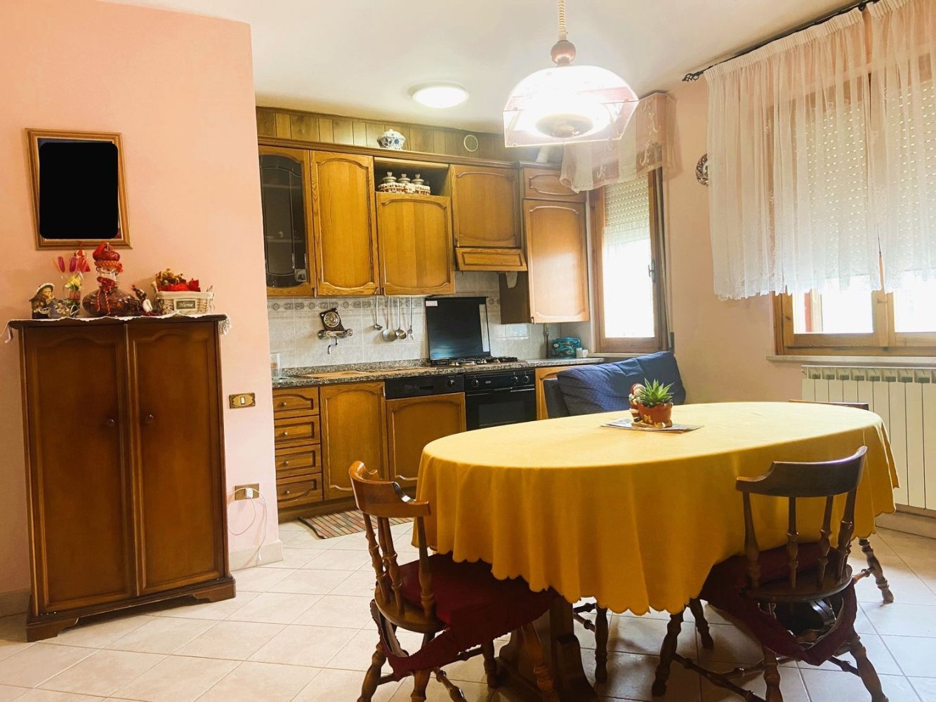 7 bedrooms Apartment in Gualdo Tadino, Italy No. 395820
