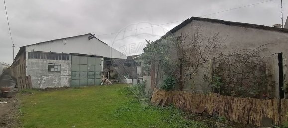 1552m² Warehouse in Pacos de Brandao, Portugal No. 90386 7