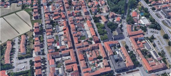 3 rooms Apartment in Ferrara, Italy No. 277591 7