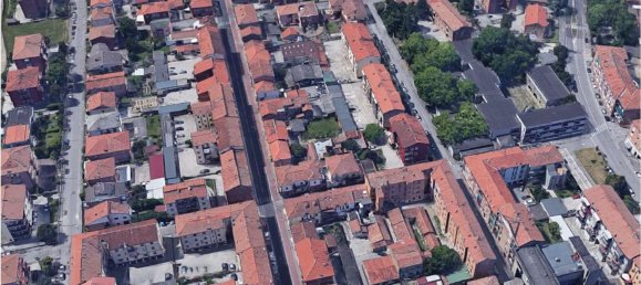 3 rooms Apartment in Ferrara, Italy No. 277591 6