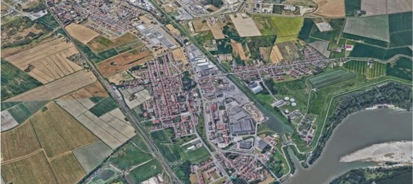 3 rooms Apartment in Ferrara, Italy No. 277591 10