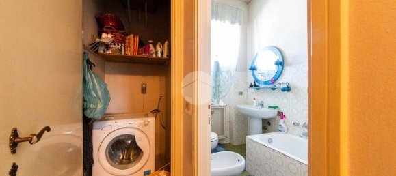 Villa de 4 dormitorios en Settimo Milanese, Italy No. 326219 20