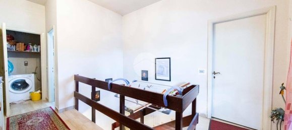 Villa de 4 dormitorios en Settimo Milanese, Italy No. 326219 13