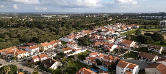 3 bedrooms House in Palmela, Portugal No. 102392 25