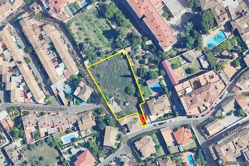 1913m² Land in La Zubia, Spain No. 230177