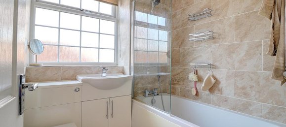 4 bedrooms Bungalow in Southbourne, United Kingdom No. 10578 9