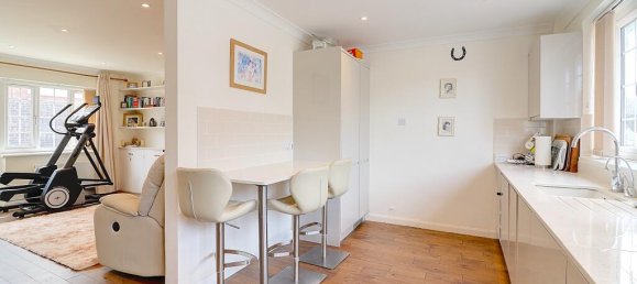 4 bedrooms Bungalow in Southbourne, United Kingdom No. 10578 5