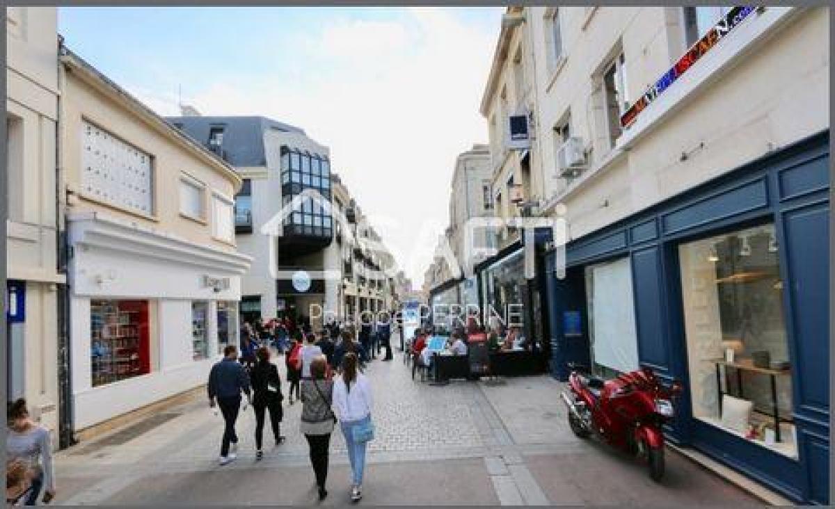  مكتب في Caen, France 65متر مربع رقم 19290