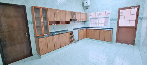 5 chambres Villa à Al Barsha, UAE No. 564 7