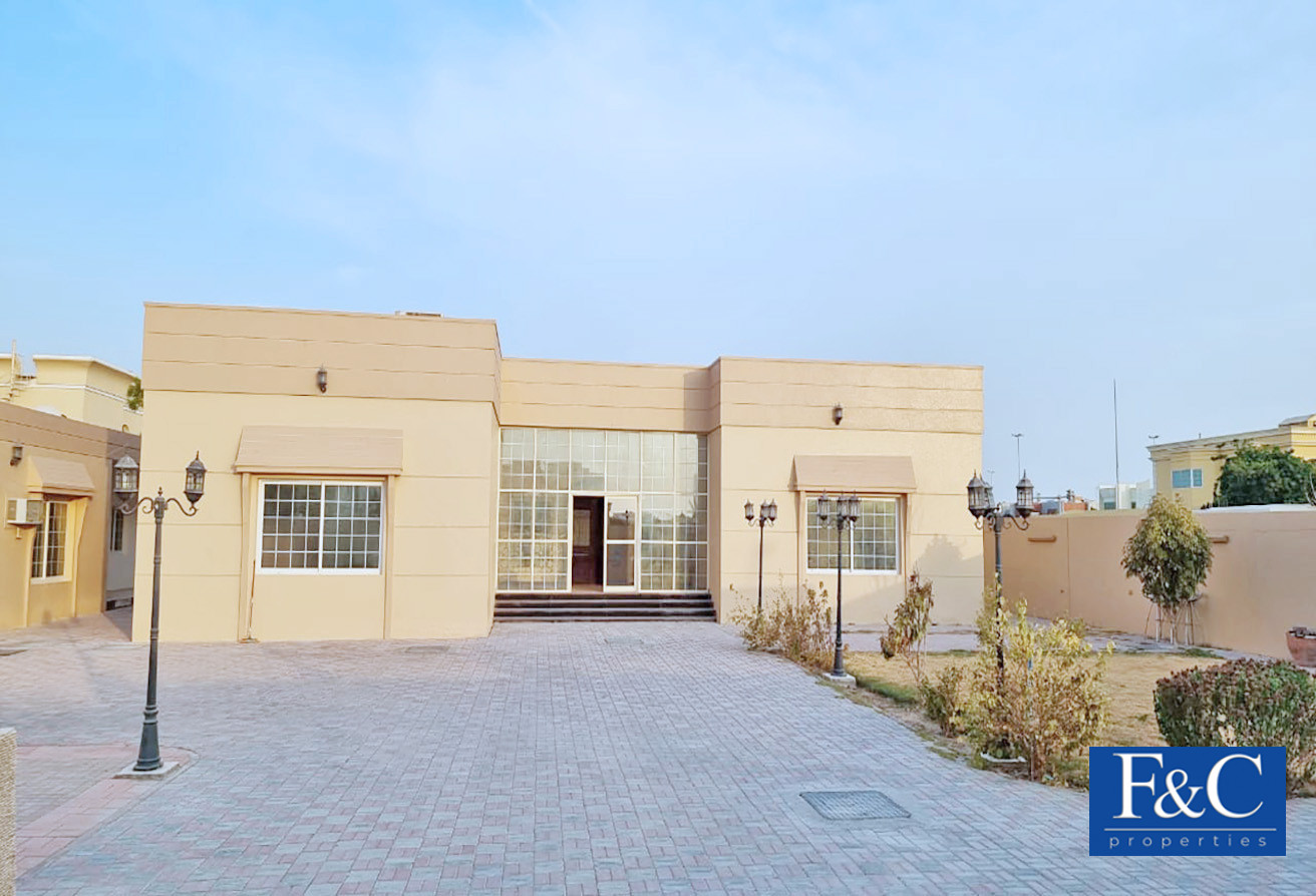 5 chambres Villa à Al Barsha, UAE No. 564