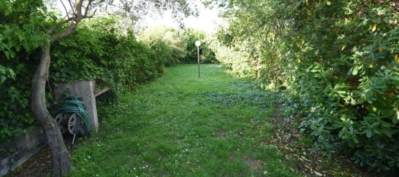 5 rooms House in Massa, Italy No. 215062 12