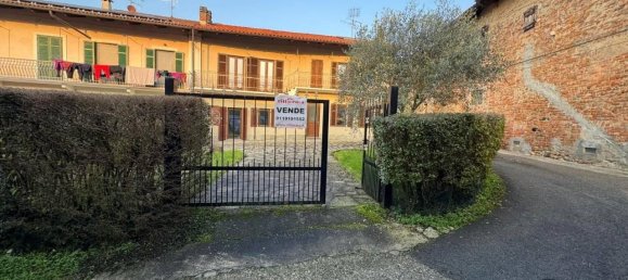 7 rooms House in Brusasco, Italy No. 147633 2