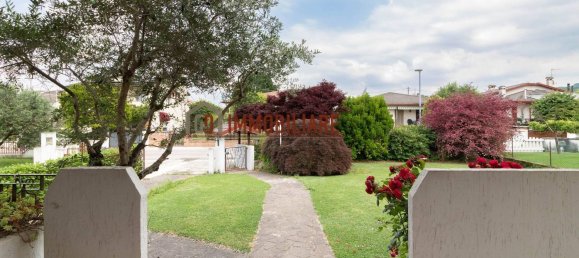 4 bedrooms Villa in Crocetta del Montello, Italy No. 357570 5