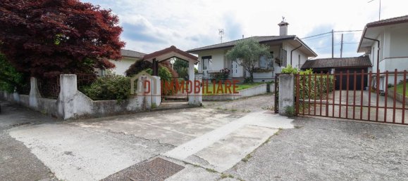 4 bedrooms Villa in Crocetta del Montello, Italy No. 357570 10