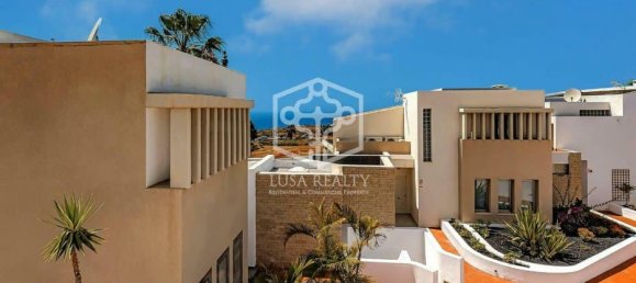 3 Schlafzimmer Villa in Adeje, Spain, Nr. 13521 11