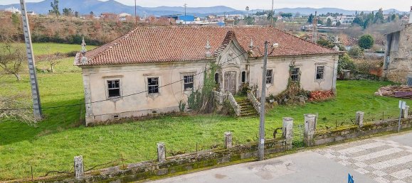 10 bedrooms House in Nogueira do Cravo, Portugal No. 166702 2