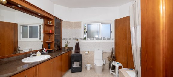 4 Schlafzimmer Villa in Kiti, Cyprus, Nr. 25563 28