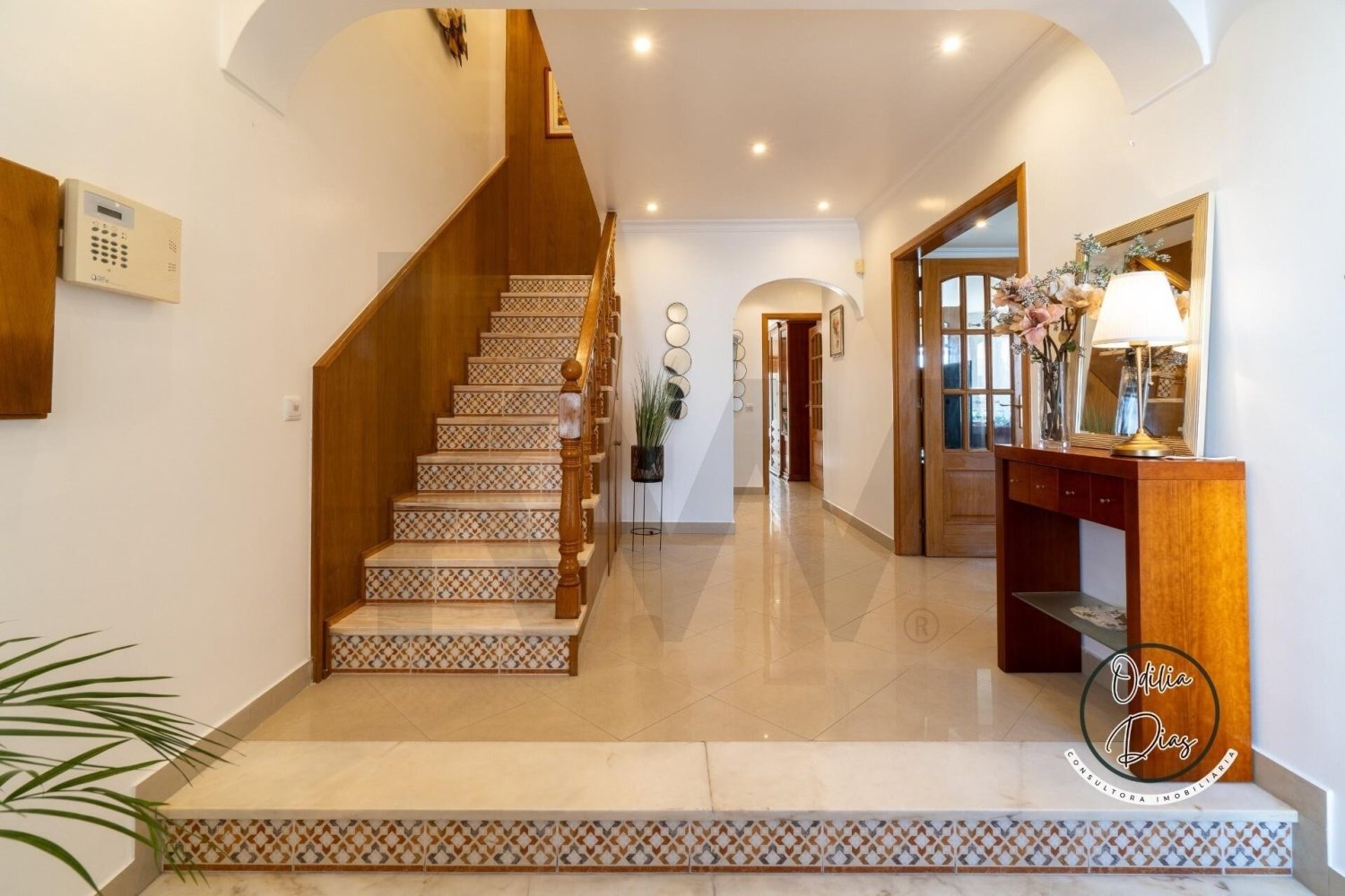 4 bedrooms Townhouse in Loule, Portugal No. 199127